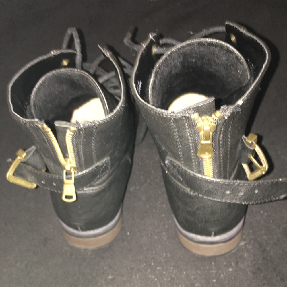 Combat Boots - Picture 4 of 4